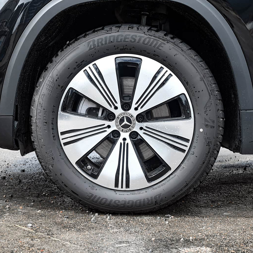 Mercedes EQA260 электромобиль черный