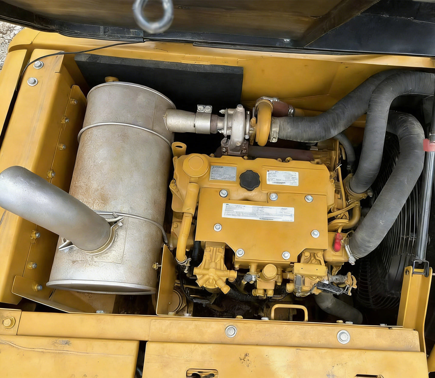 Подержанный экскаватор Caterpillar 315