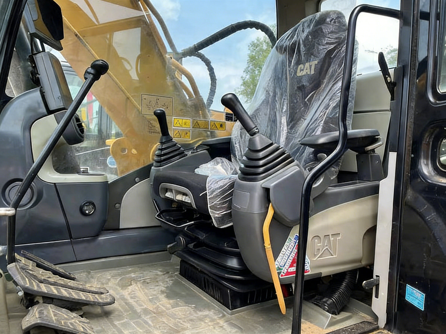 Подержанный экскаватор Caterpillar 315