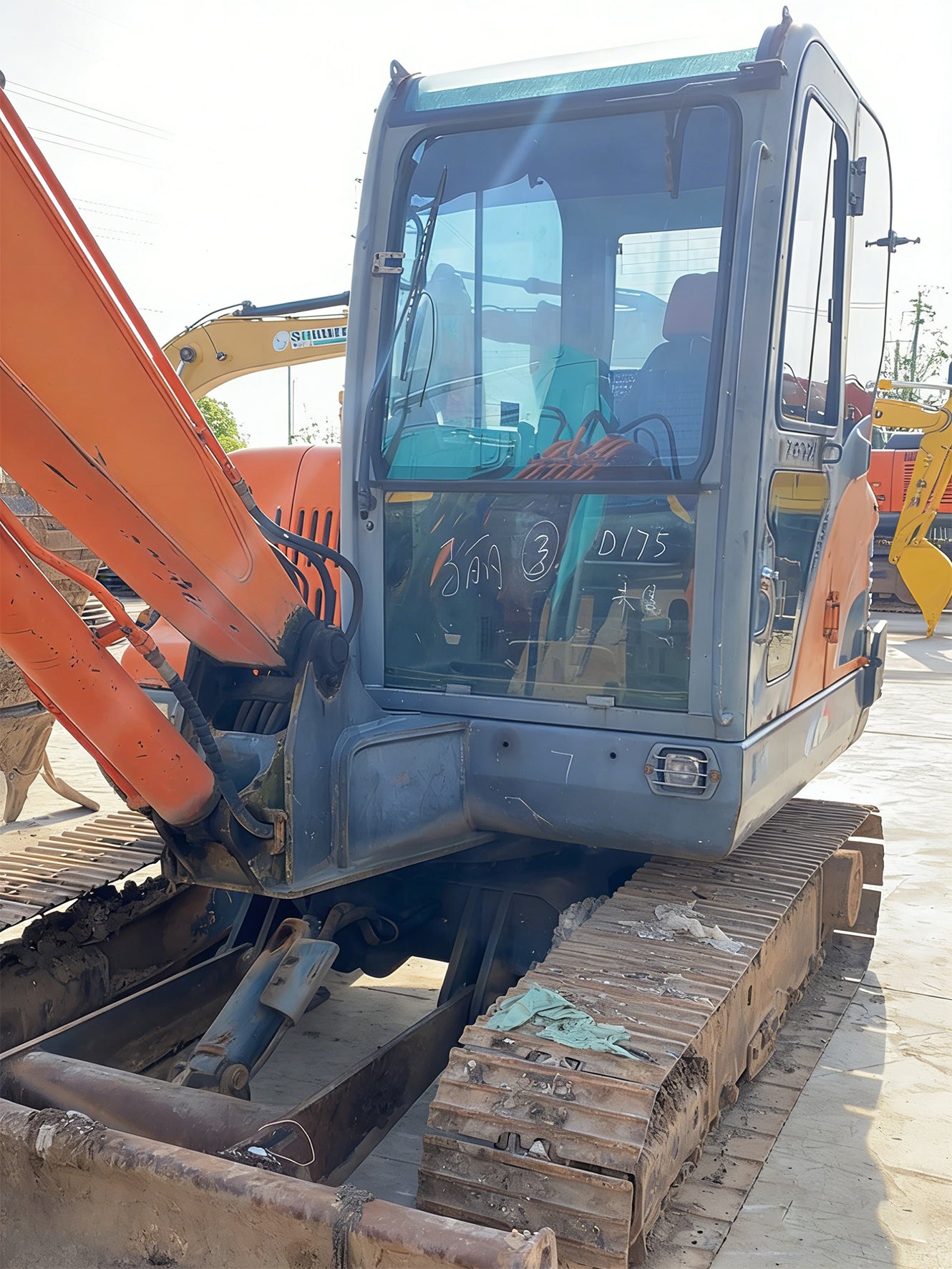 Б/у экскаватор Doosan 60
