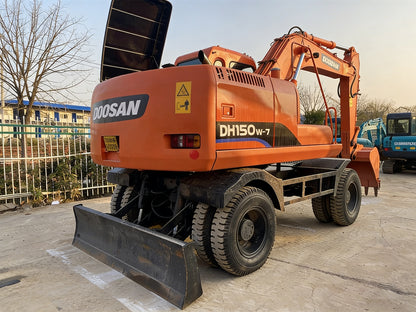 Вторичный экскаватор Doosan 150 колесный